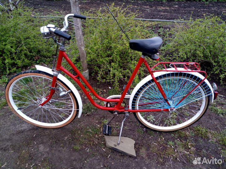 Дамский велосипед