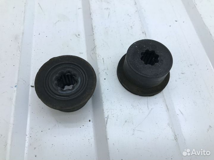 Подушка радиатора верхняя Mazda 6 GJ