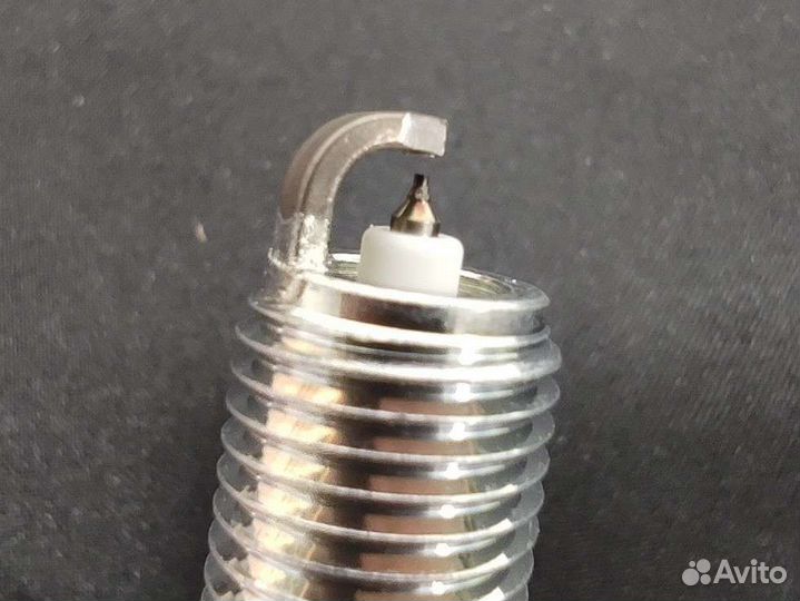 Свеча зажигания VAG 06M905606F