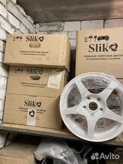 Кованные диски Slik r16 L171