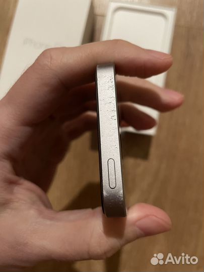 iPhone SE, 128 ГБ