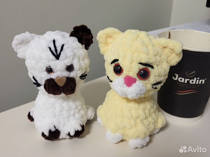 Чебурашка,Хелоу-китти - игрушки ручной работы