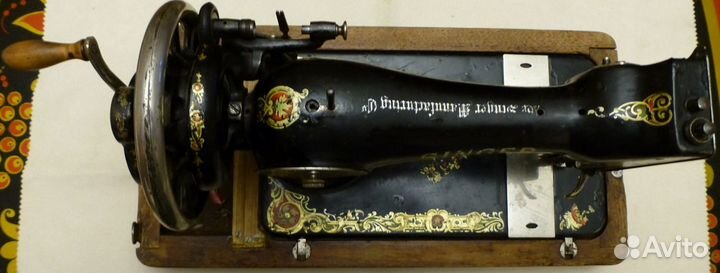 Швейная машинка Зингер