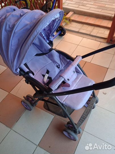 Прогулочная коляска