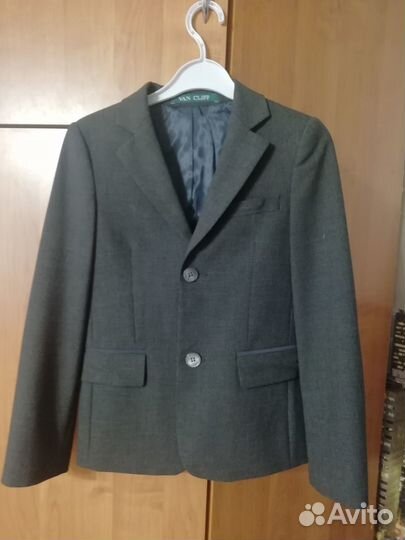 Школьная форма для мальчика серая