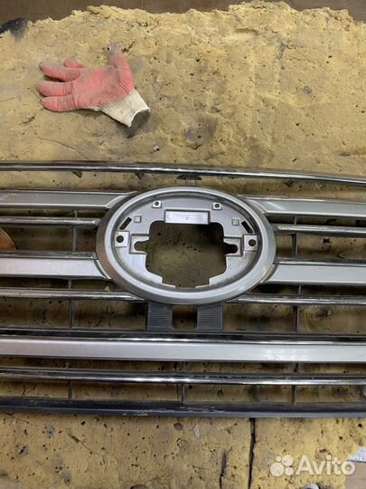 Решетка радиатора toyota land cruiser 200