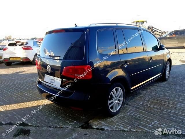 Крюк буксировочный volkswagen touran (1T3) 2012