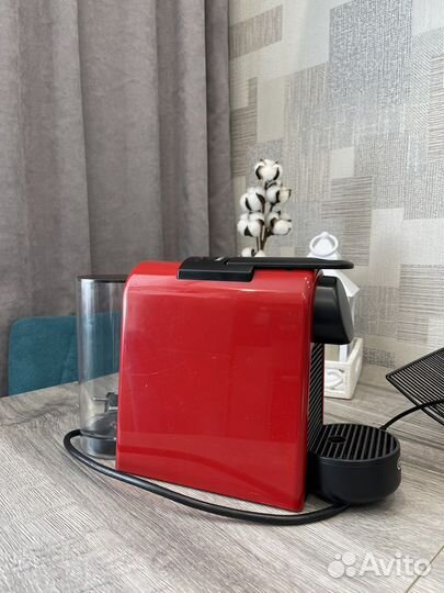Кофеварка капсульная nespresso delonghi