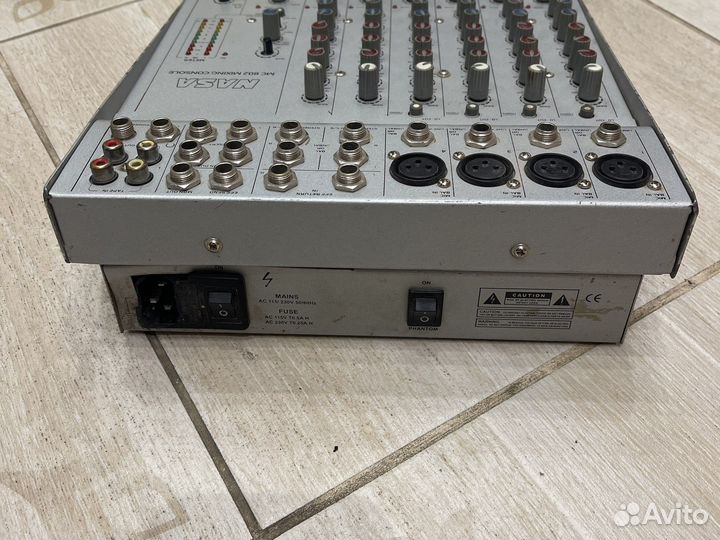 Микшерный пульт