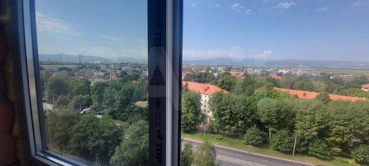 2-к. квартира, 71 м², 8/8 эт.