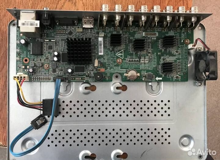 Видеорегистратор DS-H116G