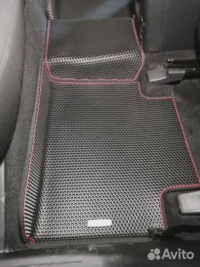 Ева автоковрики 3Д с бортиками Trucks