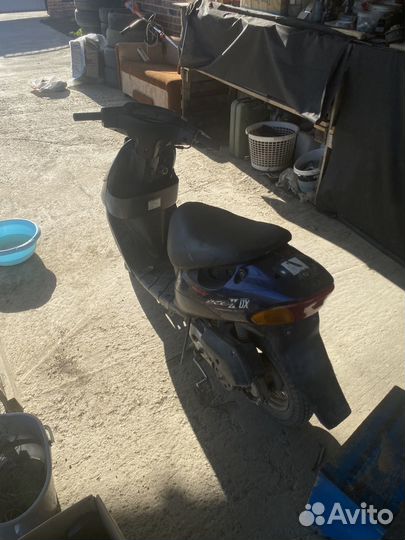 Скутер suzuki Lets 2