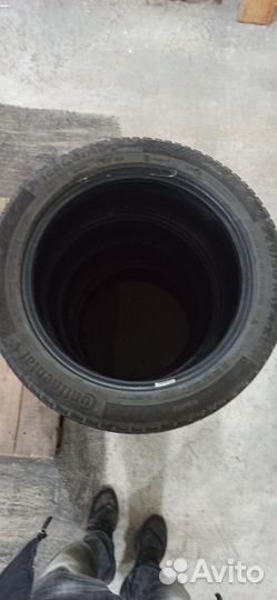 Continental ContiIceContact 225/50 R17