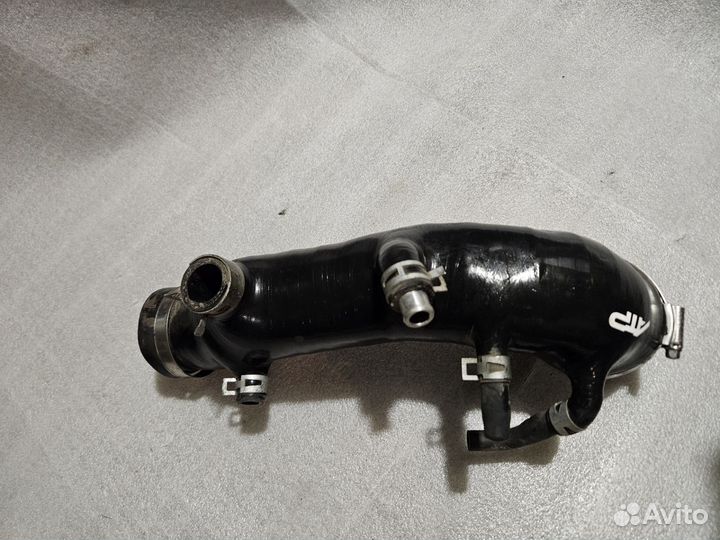 Впускной патрубок турбины sg5 sg9 wrx sti