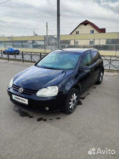 Volkswagen Golf 1.6 AT, 2005, 301 000 км