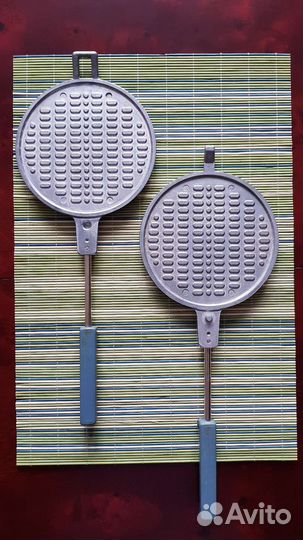 Форма для выпечки вафель, печенья: вафельница СССР