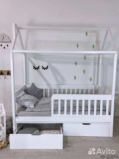 Стильная кровать-домик для детей