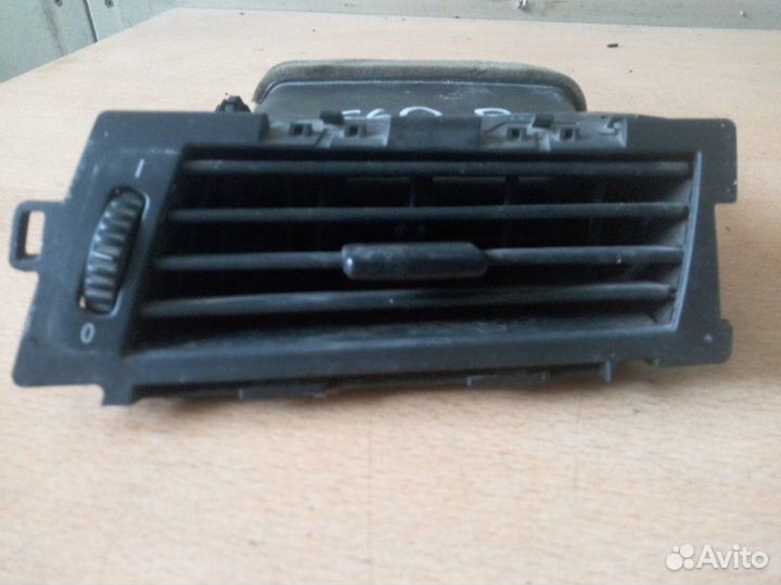 Дефлектор воздушный правый Bmw 5-Series E60 2008