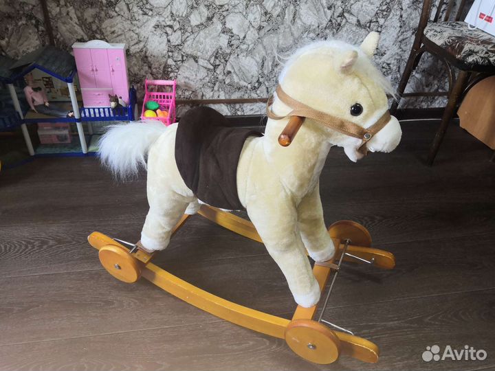 Лошадь качалка, каталка
