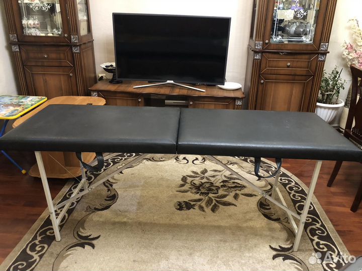 Медицинская кушетка