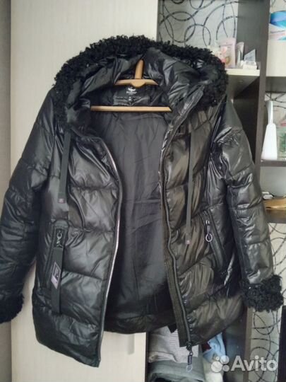 Пуховик женский 42 44