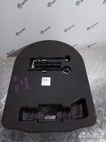 Ложемент, вставка в запаску под инструмент задний