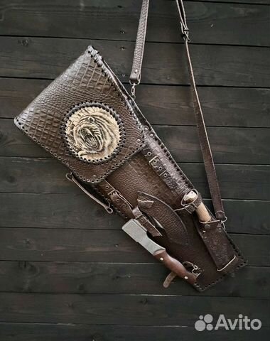 Набор шампуров в кожаном чехле 