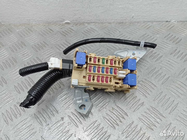 Блок предохранителей Infiniti Q50 V37