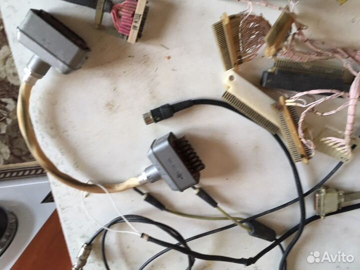 Шнуры и кабели