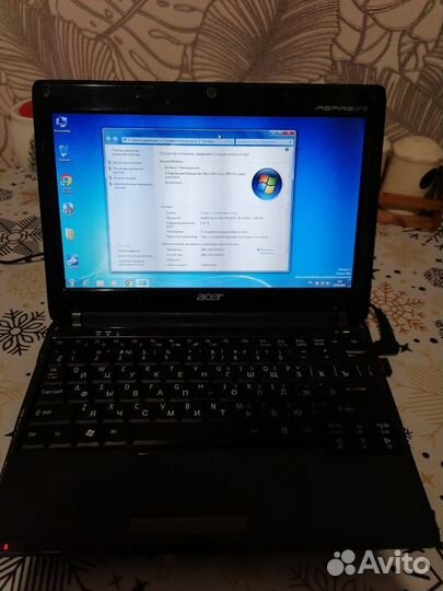 Нетбук Acer aspire one