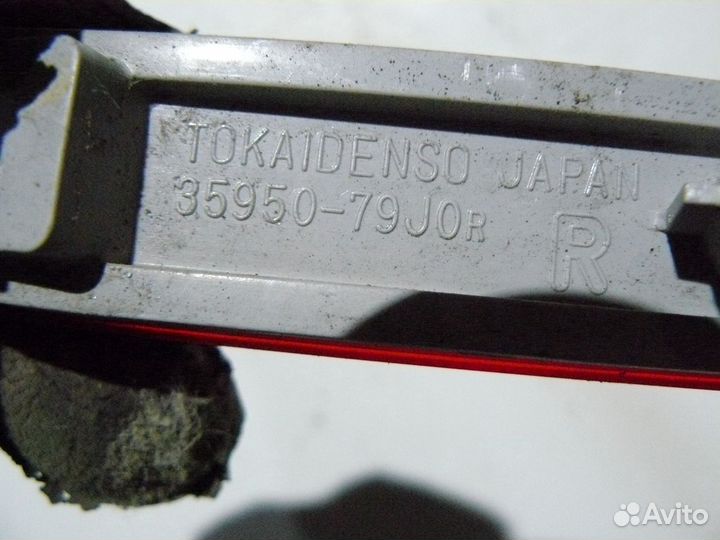 Отражатель в задний бампер для Suzuki SX4 2011г