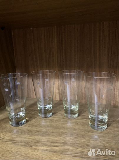 Рюмки,стаканчики,графины,кувшины и т.д