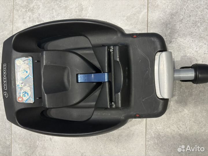Автолюлька maxi cosi cabriofix с базой