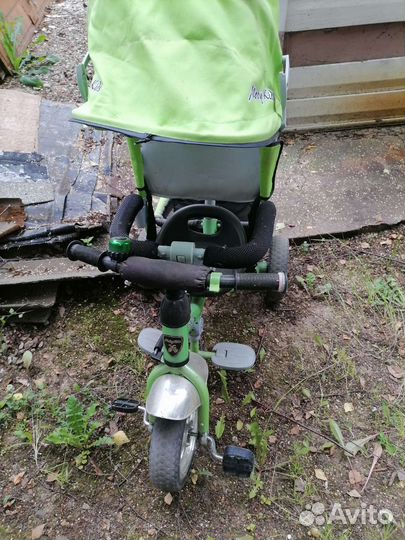 Детский велосипед с ручкой