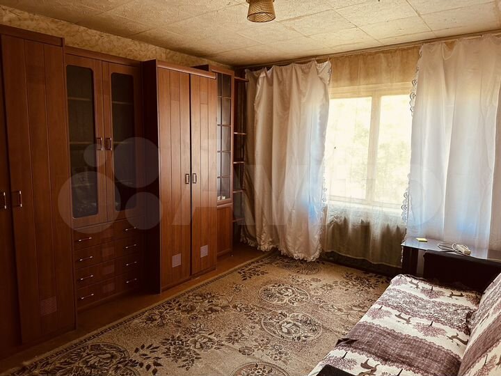 Комната 27 м² в 4-к., 2/9 эт.