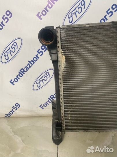 Радиатор двс Mercedes-Benz C-Class W204 2011-2015