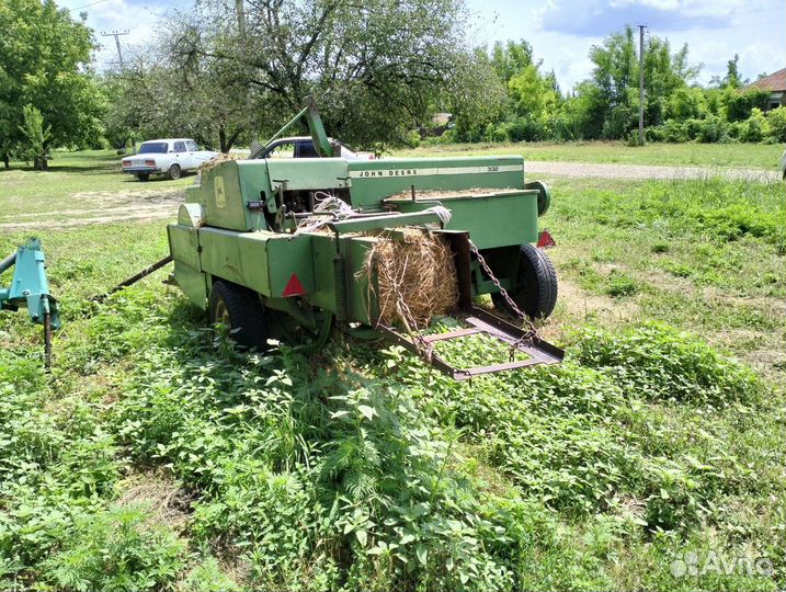Пресс-подборщик John Deere 332 A, 2001