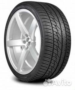 Delinte DS8 285/40 R22 110W