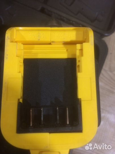 Шуруповерт Dewalt dcd771 ks