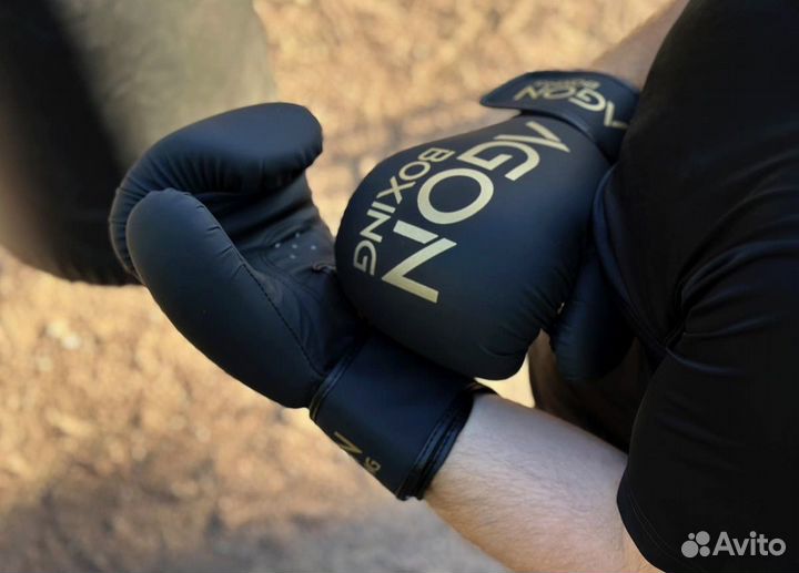 Боксерские перчатки + бинты в подарок