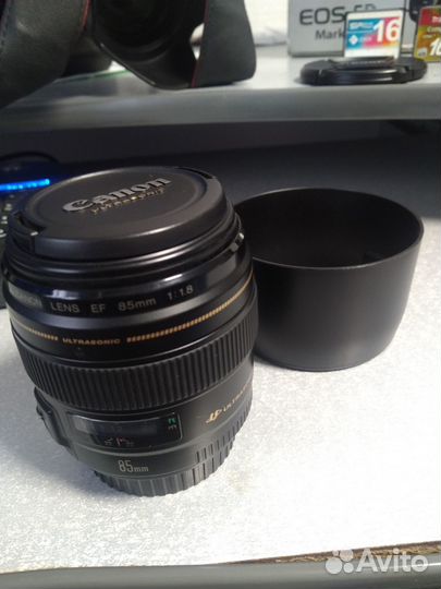 Объектив Canon EF 50mm f/1.4 USM