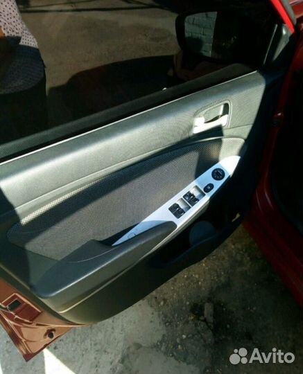 Hyundai Solaris 1.4 МТ, 2011, 239 350 км