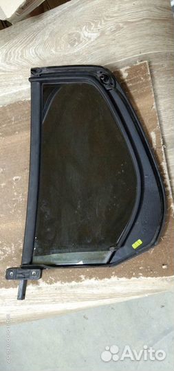 Стекло глухое Volkswagen Golf