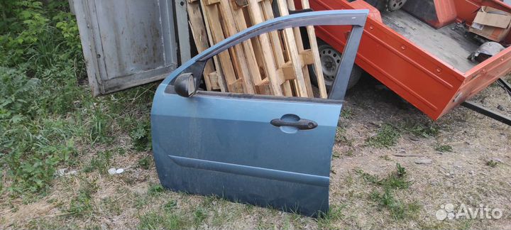 Дверь передня левая ford focus 1