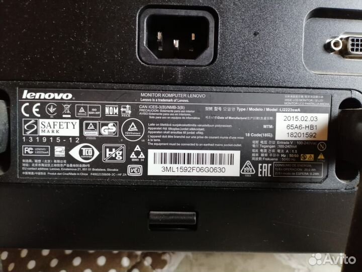 Монитор lenovo
