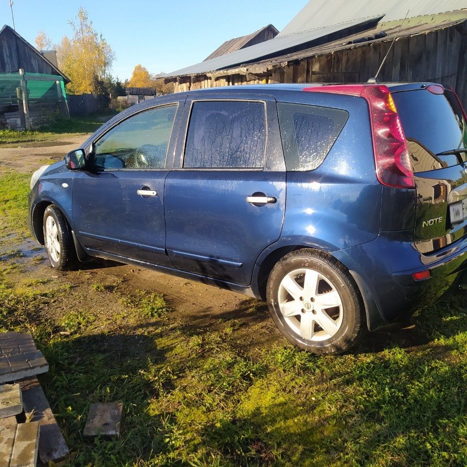 Nissan Note: фото владельца