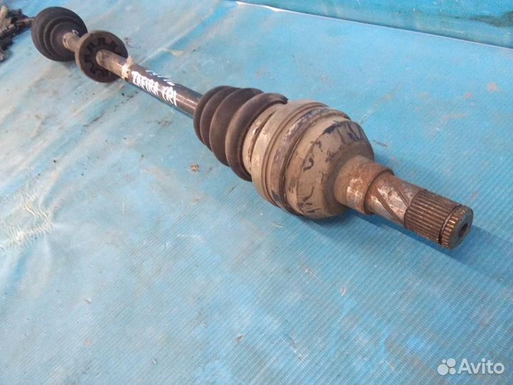 Полуось передняя правая Opel Zafira B 2005-2012