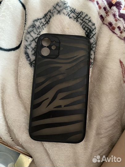 Чехол на iPhone 11