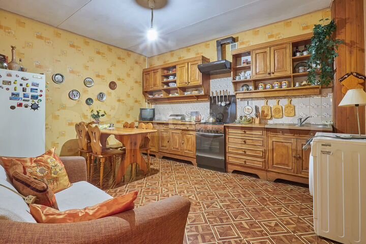 3-к. квартира, 95 м², 2/10 эт.